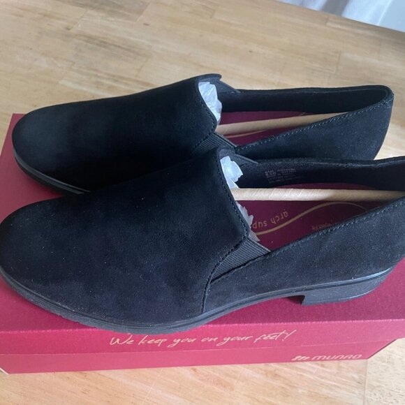 MUNRO AMERICAN KAM LOAFER Black Suede Women's Size 8 1/2 W Brand NEW in box - Picture 2 of 6